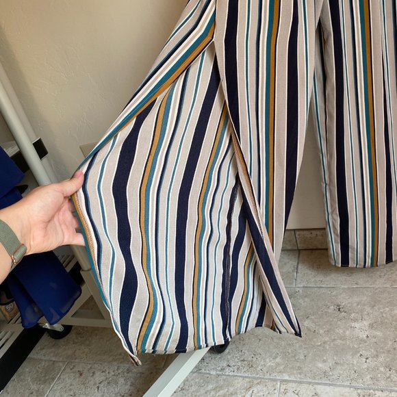 Monteau Striped Split Leg Spaghetti Strap Jumpsuit Size Large - Picture 2 of 8